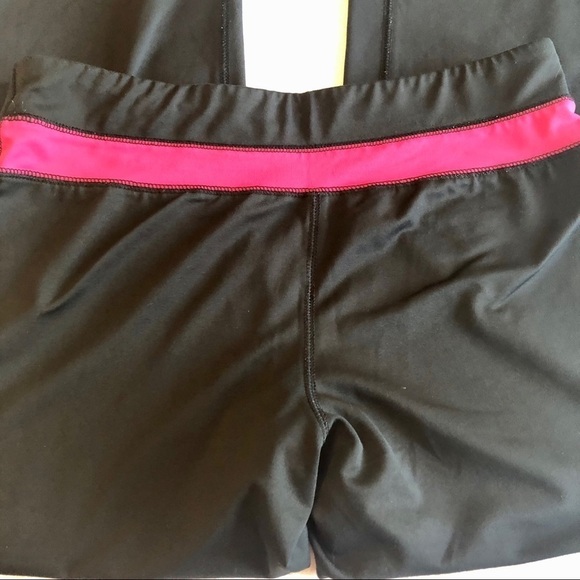 Champion Yoga Pants Medium Rise Black with Pink Trim size Medium - Picture 3 of 11